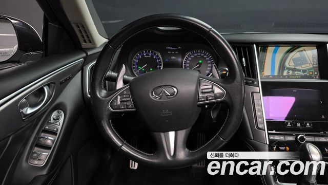 Infiniti Q50 2016 — photo 13