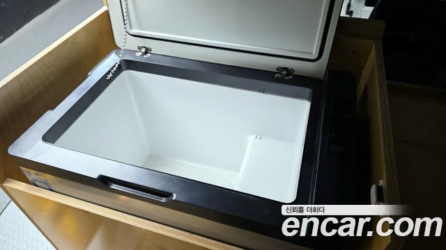 Hyundai Starex 2011 — photo 17