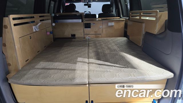 Hyundai Starex 2011 — photo 20