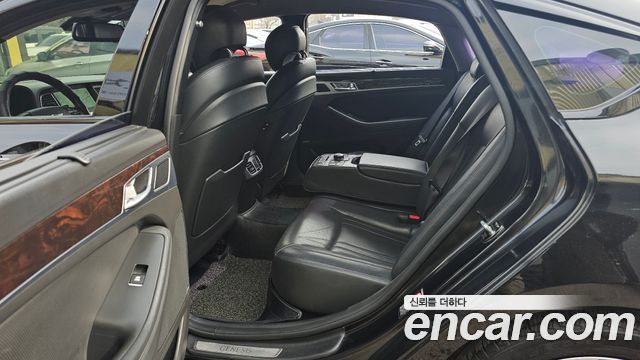 Hyundai Genesis 2015 — photo 12
