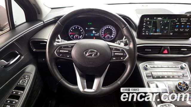 Hyundai Santafe 2022 — photo 13
