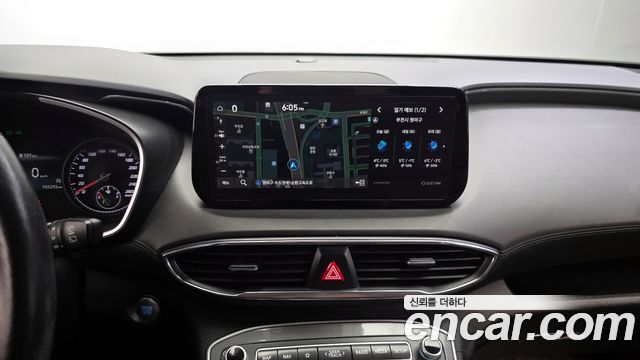Hyundai Santafe 2022 — photo 14