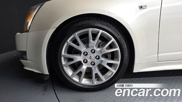 Cadillac CTS 2011 — photo 5