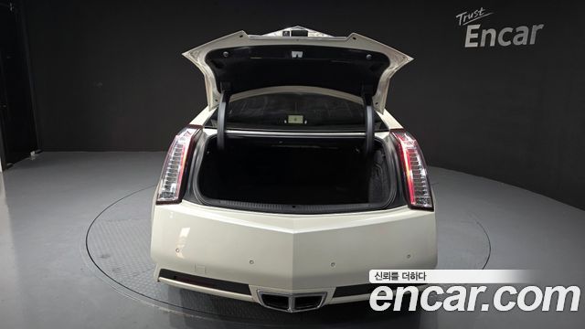 Cadillac CTS 2011 — photo 20