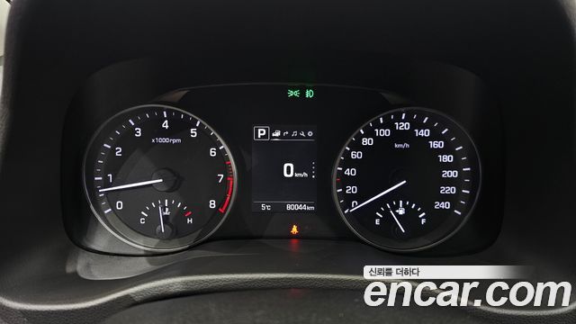 Hyundai AVANTE 2018 — photo 8
