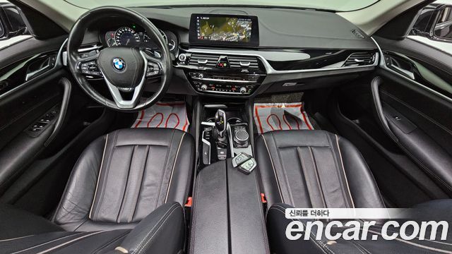 BMW 5-Series 2018 — photo 7
