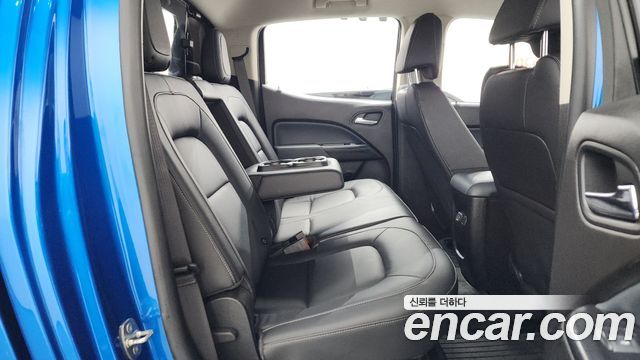 Chevrolet Korea Colorado 2021 — photo 12
