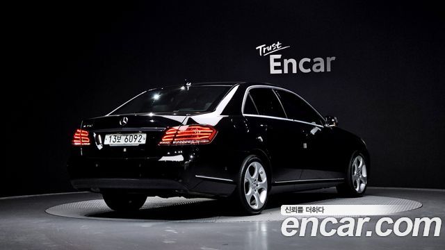 Mercedes-Benz E-Class 2014 — photo 2