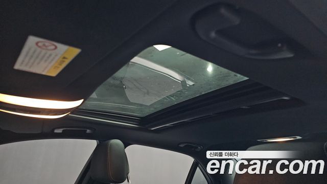 Mercedes-Benz E-Class 2014 — photo 19