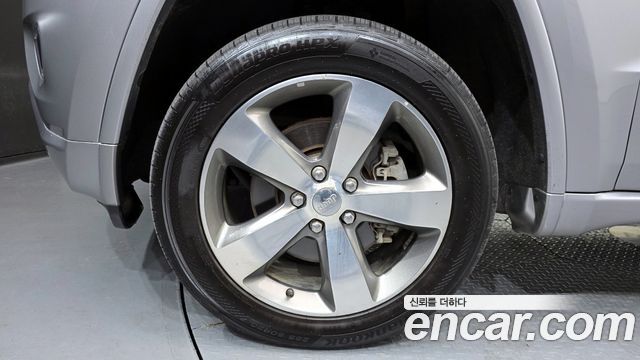 Jeep Cherokee 2015 — photo 5