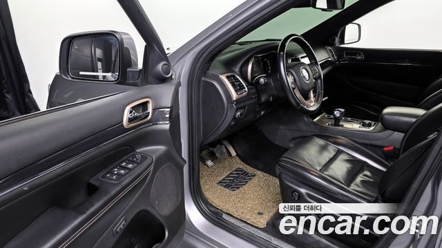Jeep Cherokee 2015 — photo 10
