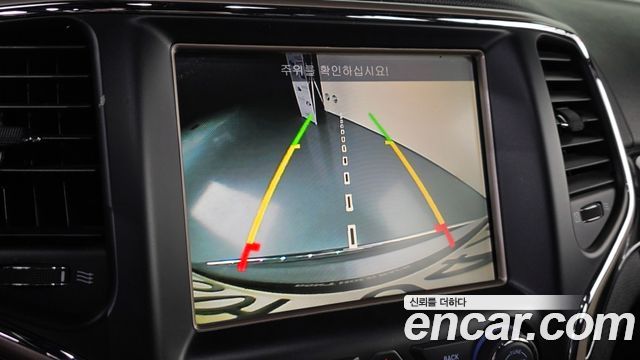 Jeep Cherokee 2015 — photo 13