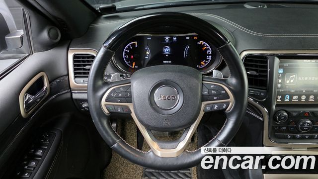 Jeep Cherokee 2015 — photo 16
