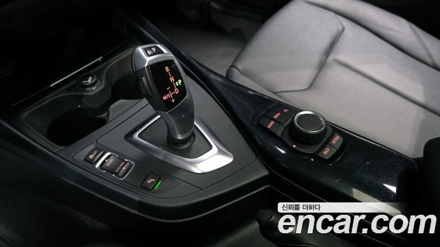 BMW 1-Series 2014 — photo 9