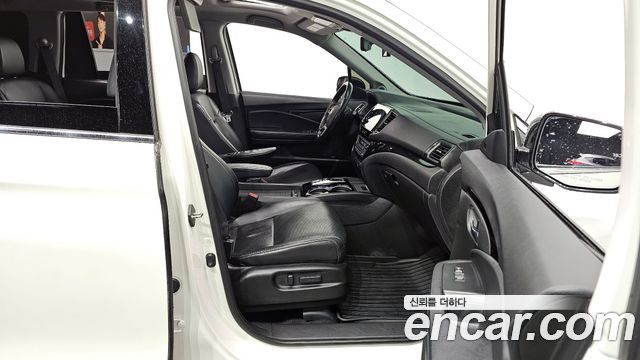 Honda Pilot 2019 — photo 11