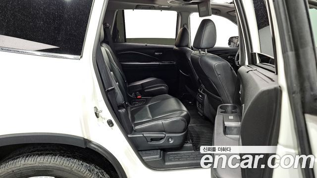 Honda Pilot 2019 — photo 12