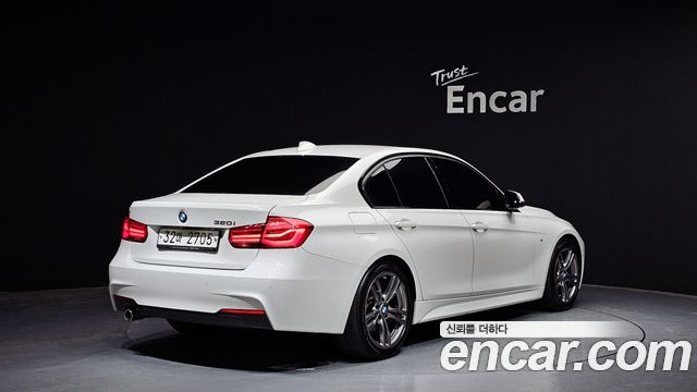 BMW 3-Series 2018 — photo 2