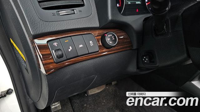 Kia Mohave 2018 — photo 19