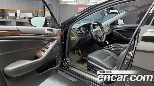 Kia K7 2015 — photo 11