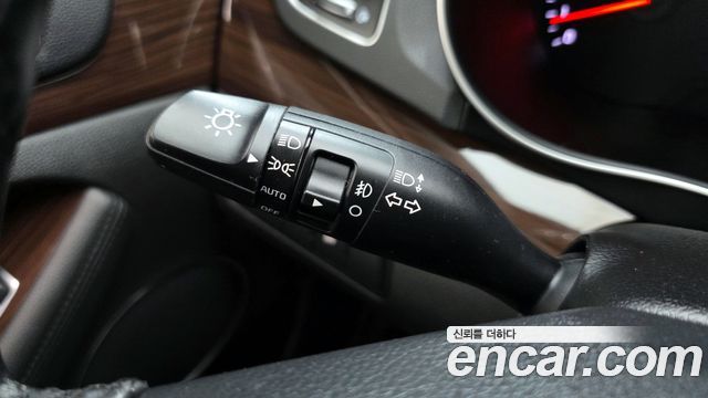 Kia K7 2015 — photo 17