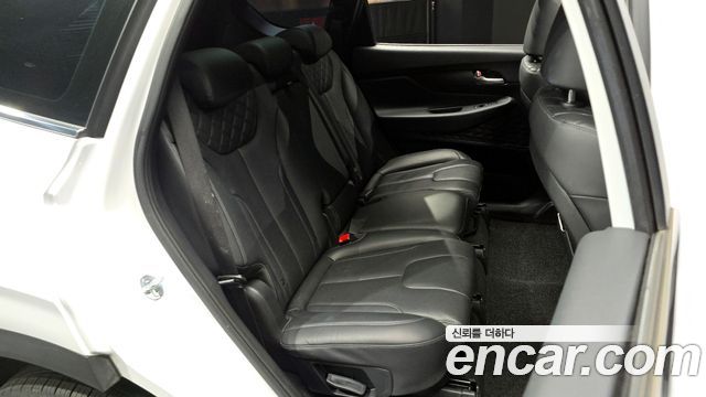 Hyundai Santafe 2021 — photo 13