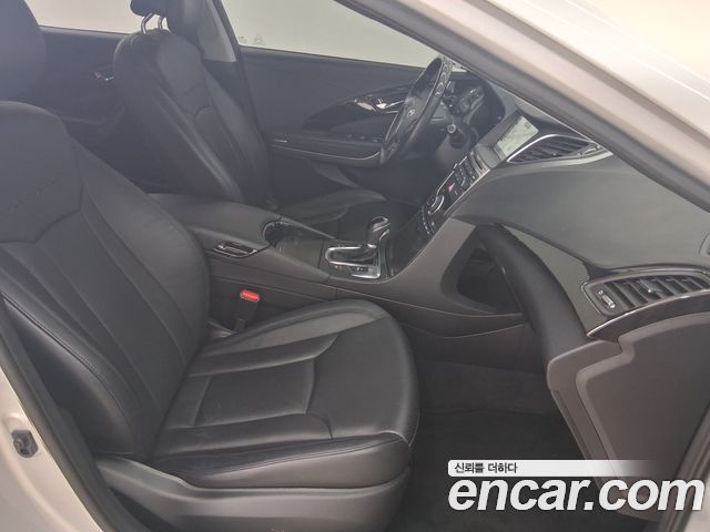 Hyundai Grandeur 2015 — photo 18