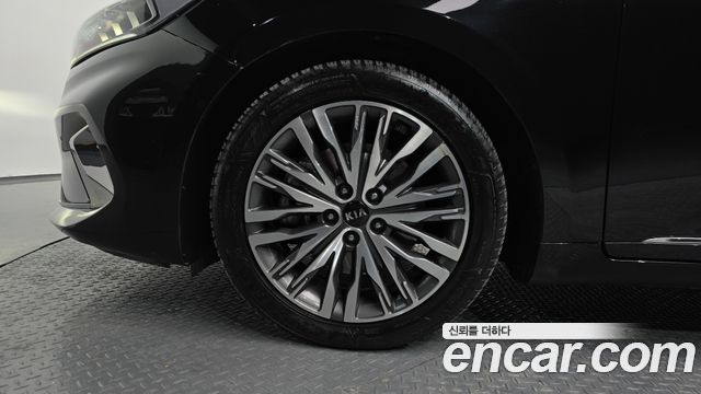 Kia K7 2020 — photo 5