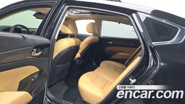 Kia K7 2020 — photo 12