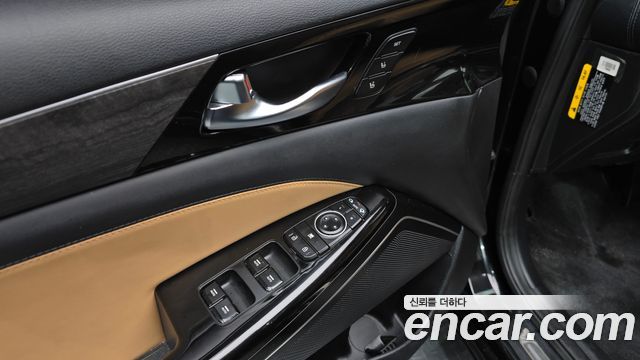 Kia K7 2020 — photo 17