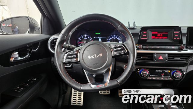 Kia K3 2022 — photo 13