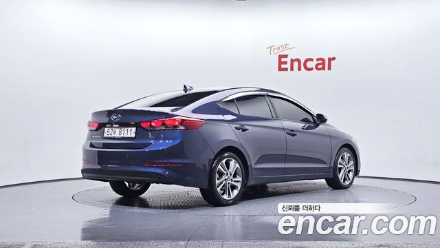 Hyundai AVANTE 2018 — photo 2