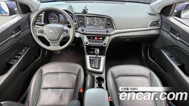 Hyundai AVANTE 2018 — photo 7