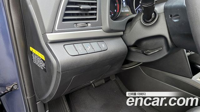 Hyundai AVANTE 2018 — photo 14