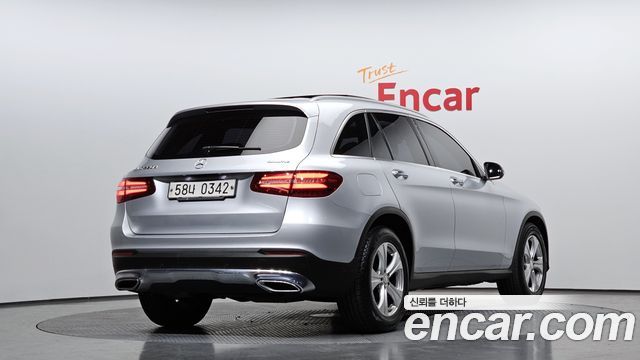 Mercedes-Benz GLC-Class 2017 — photo 2