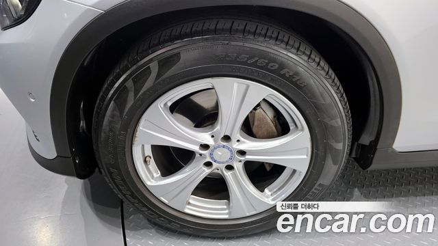 Mercedes-Benz GLC-Class 2017 — photo 5