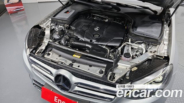 Mercedes-Benz GLC-Class 2017 — photo 6