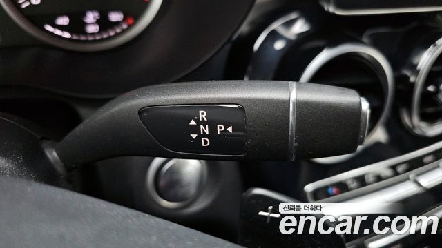 Mercedes-Benz GLC-Class 2017 — photo 9