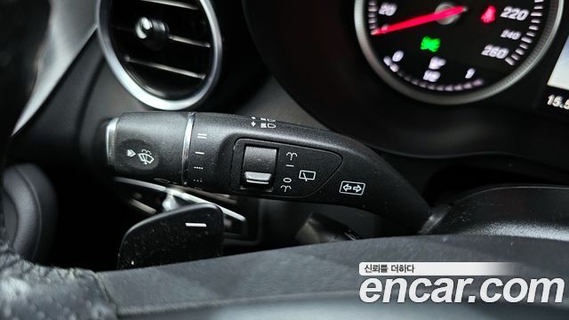 Mercedes-Benz GLC-Class 2017 — photo 16