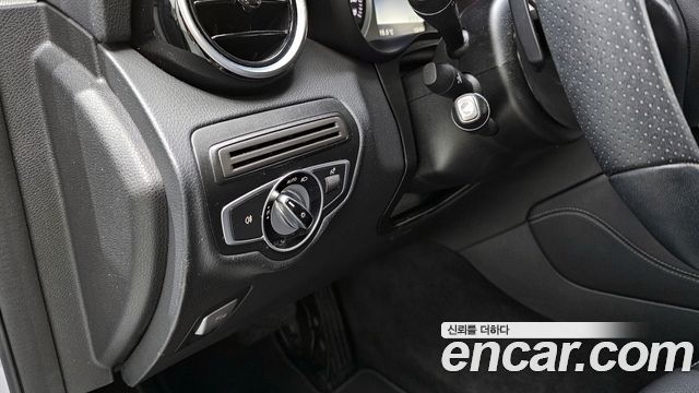 Mercedes-Benz GLC-Class 2017 — photo 18