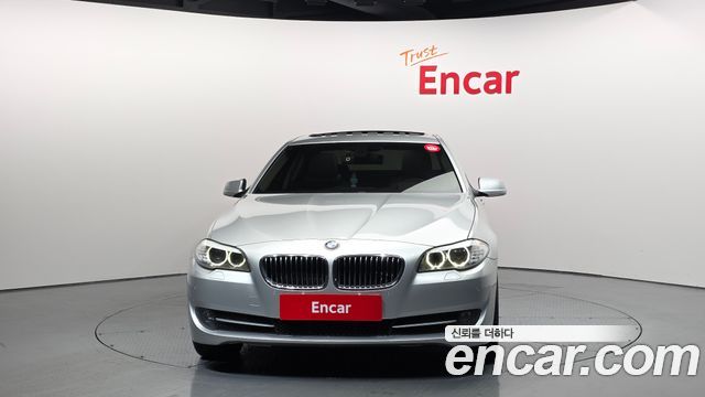 BMW 5-Series 2011 — photo 3
