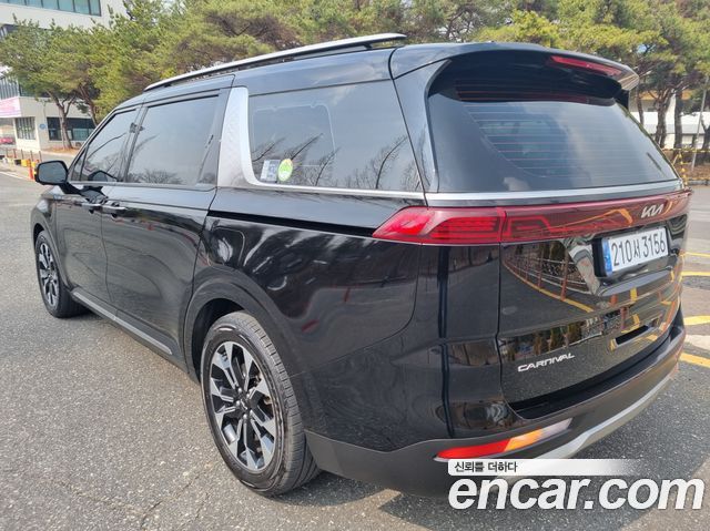 Kia Canival 2022 — photo 6