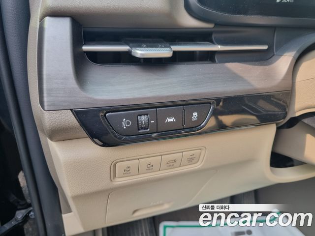 Kia Canival 2022 — photo 18