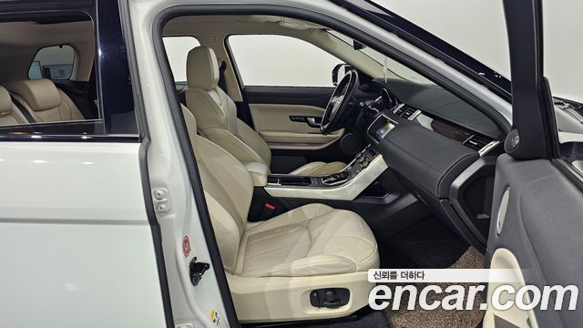 Land Rover Range Rover Evoque 2017 — photo 10