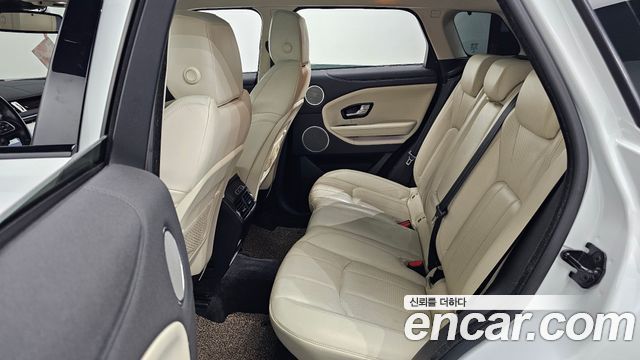 Land Rover Range Rover Evoque 2017 — photo 12