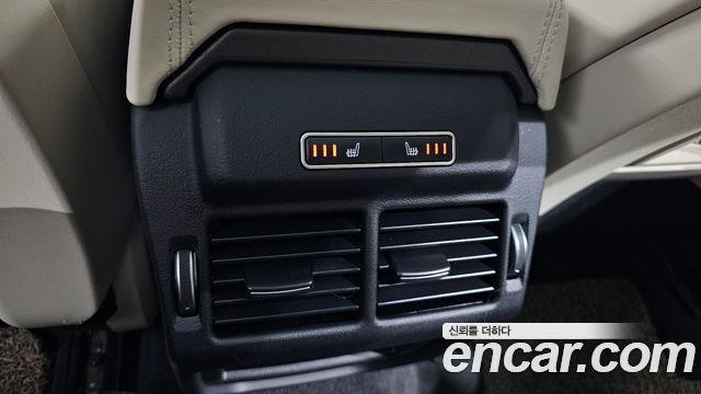 Land Rover Range Rover Evoque 2017 — photo 18