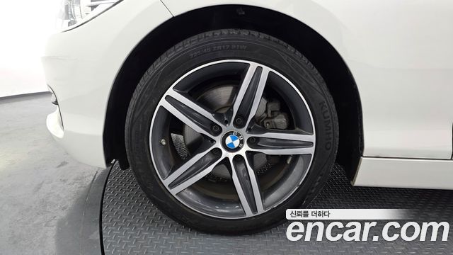 BMW 1-Series 2019 — photo 5