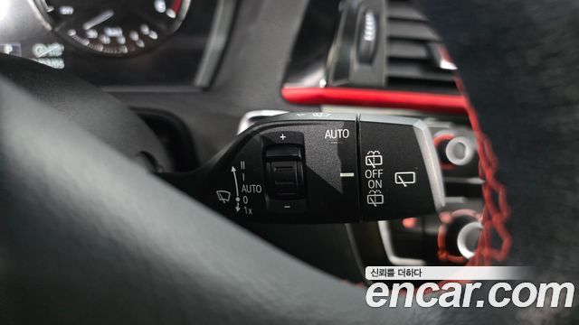 BMW 1-Series 2019 — photo 18