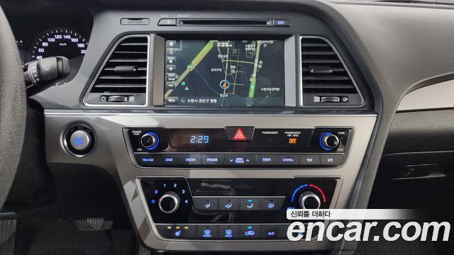 Hyundai Sonata 2017 — photo 15
