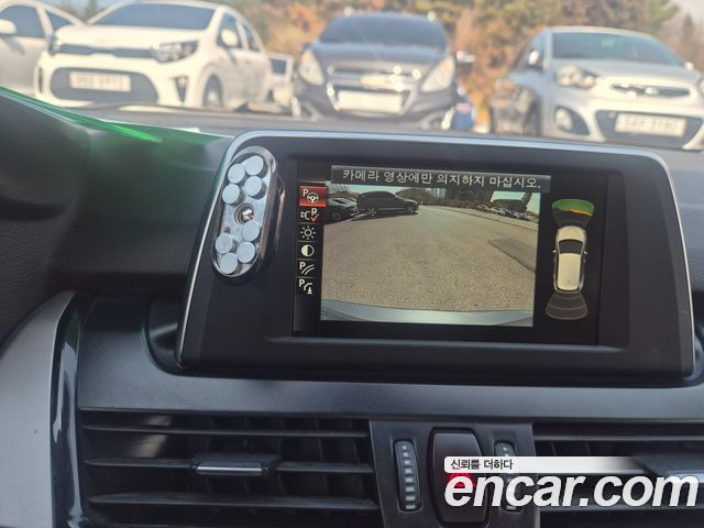 BMW 2-Series 2017 — photo 14