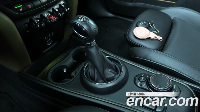 Mini Countryman 2018 — photo 9